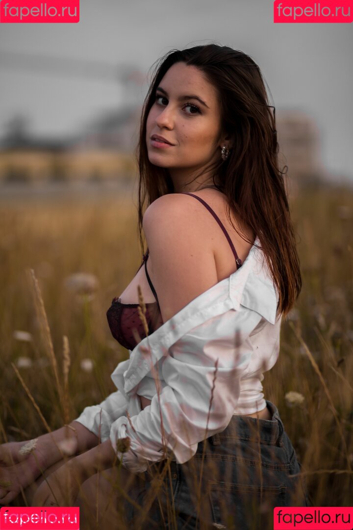 Beatriz Braz Onlyfans Photo Gallery 