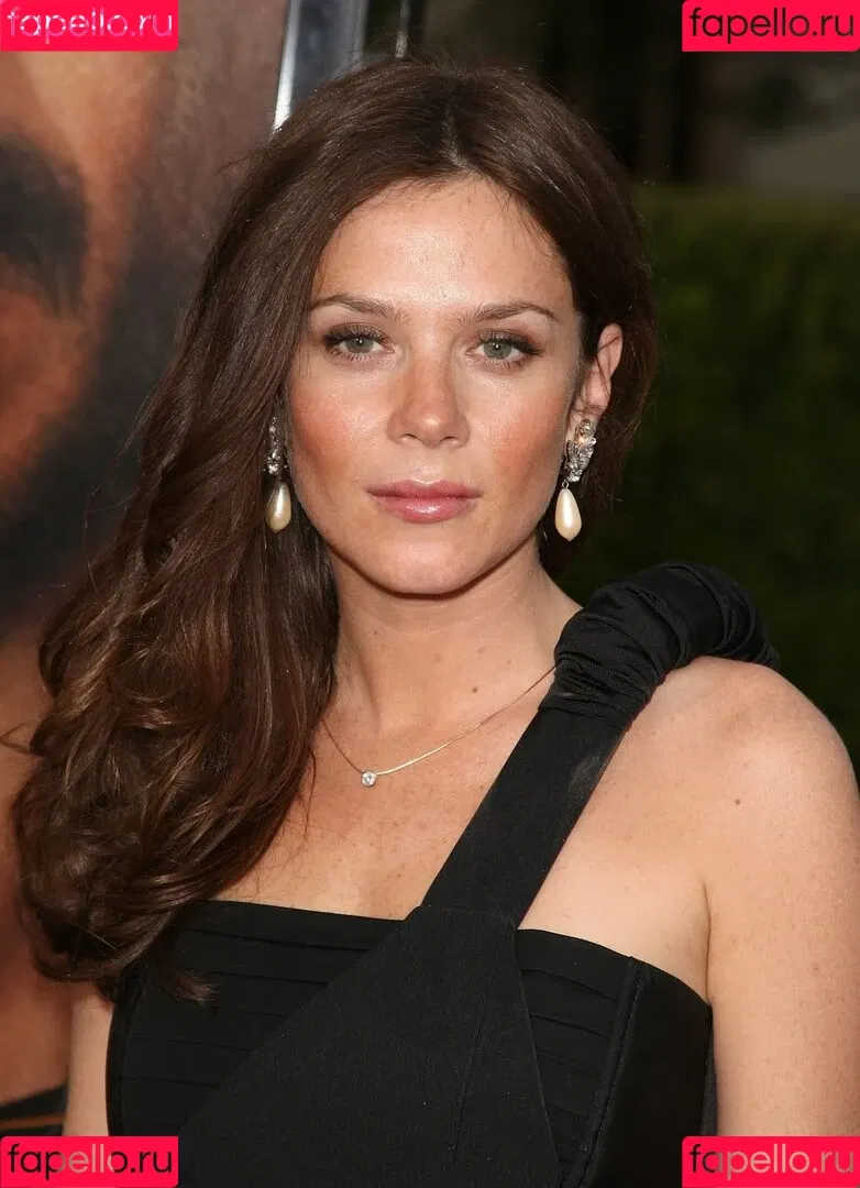 Anna Friel Onlyfans Photo Gallery 