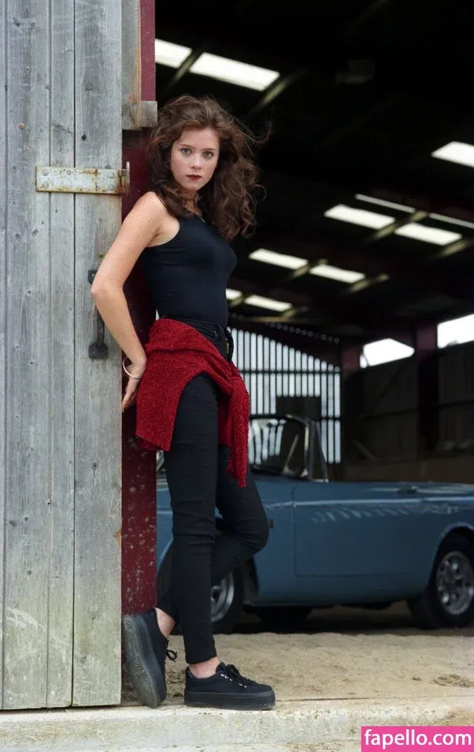 Anna Friel Onlyfans Photo Gallery 