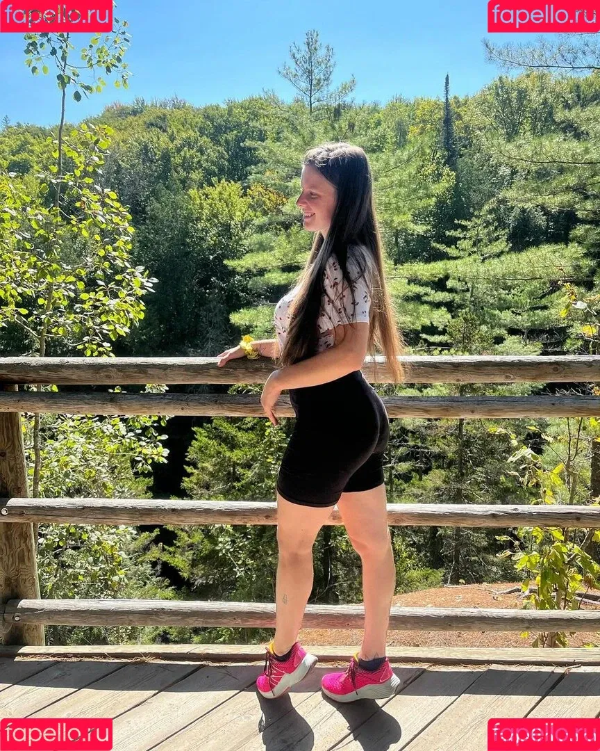 thenaughtykim Onlyfans Photo Gallery 