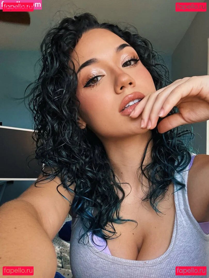 $0fi4 G0m3Z Nude Onlyfans Photo 3