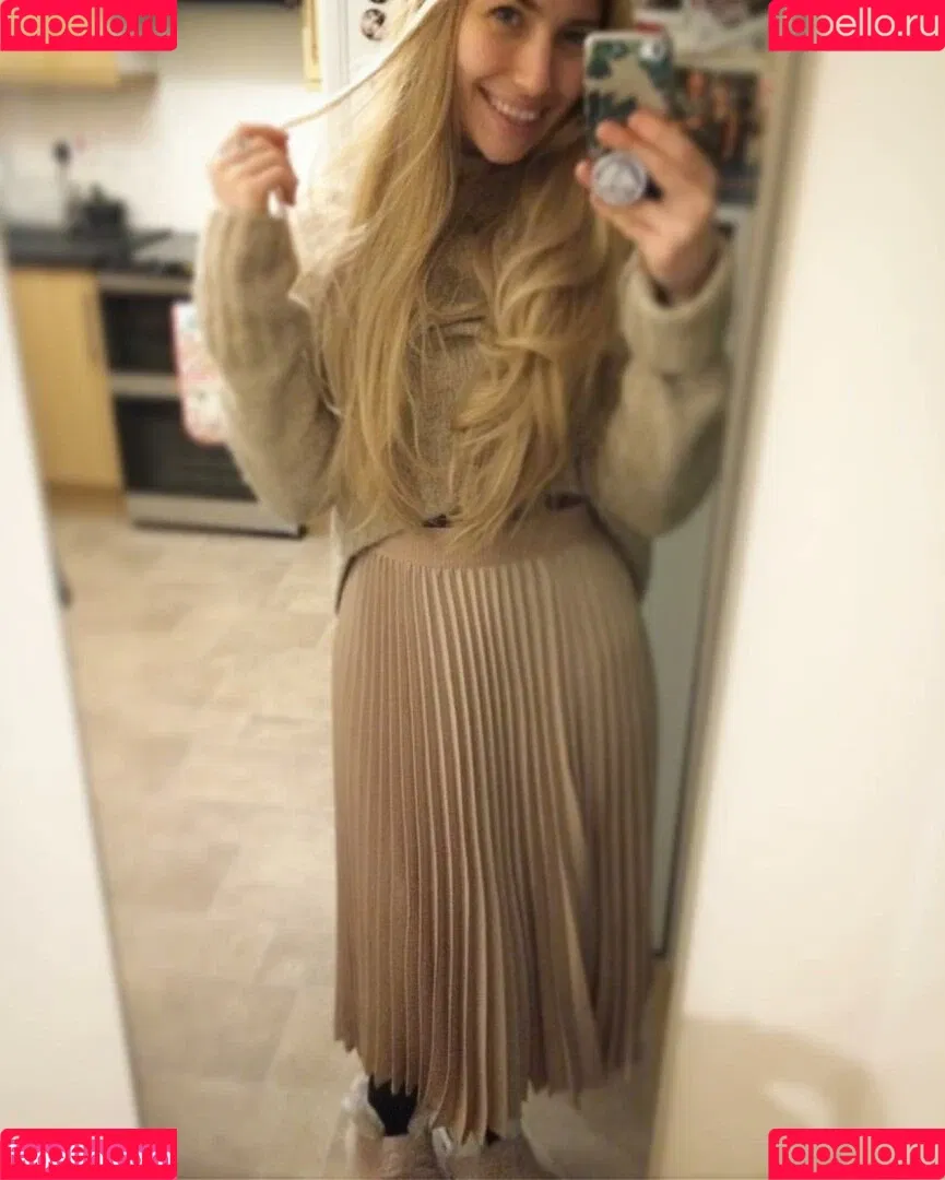StephanieBC Onlyfans Photo Gallery 