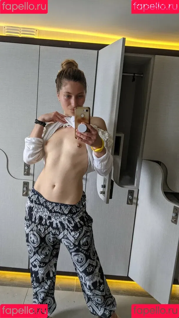 StephanieBC Onlyfans Photo Gallery 