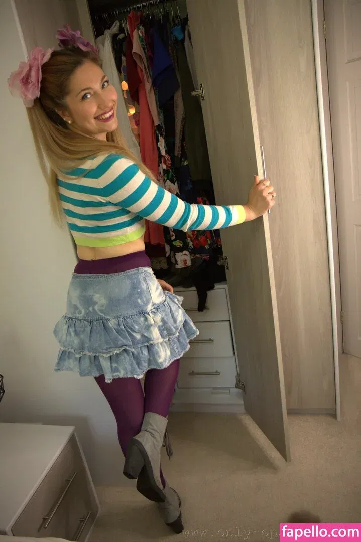 StephanieBC Onlyfans Photo Gallery 