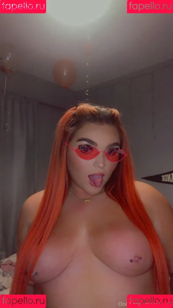 ellies19 Onlyfans Photo Gallery 
