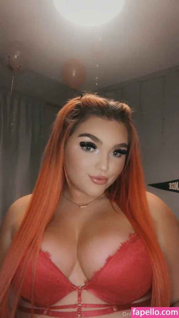 ellies19 Onlyfans Photo Gallery 