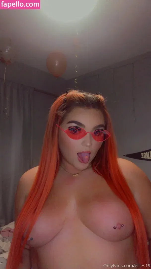 ellies19 Onlyfans Photo Gallery 