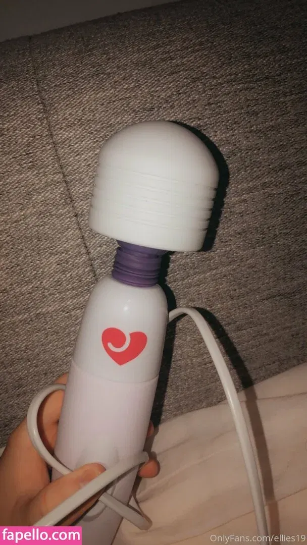 ellies19 Onlyfans Photo Gallery 