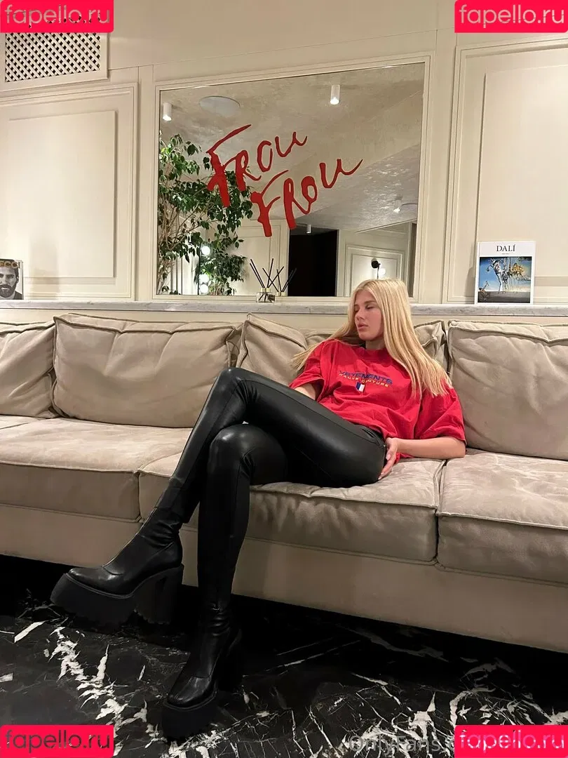 minilily Onlyfans Photo Gallery 