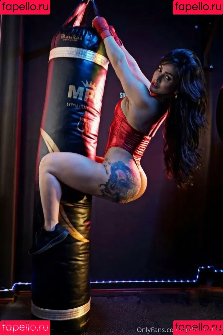 andreina_fon Onlyfans Photo Gallery 