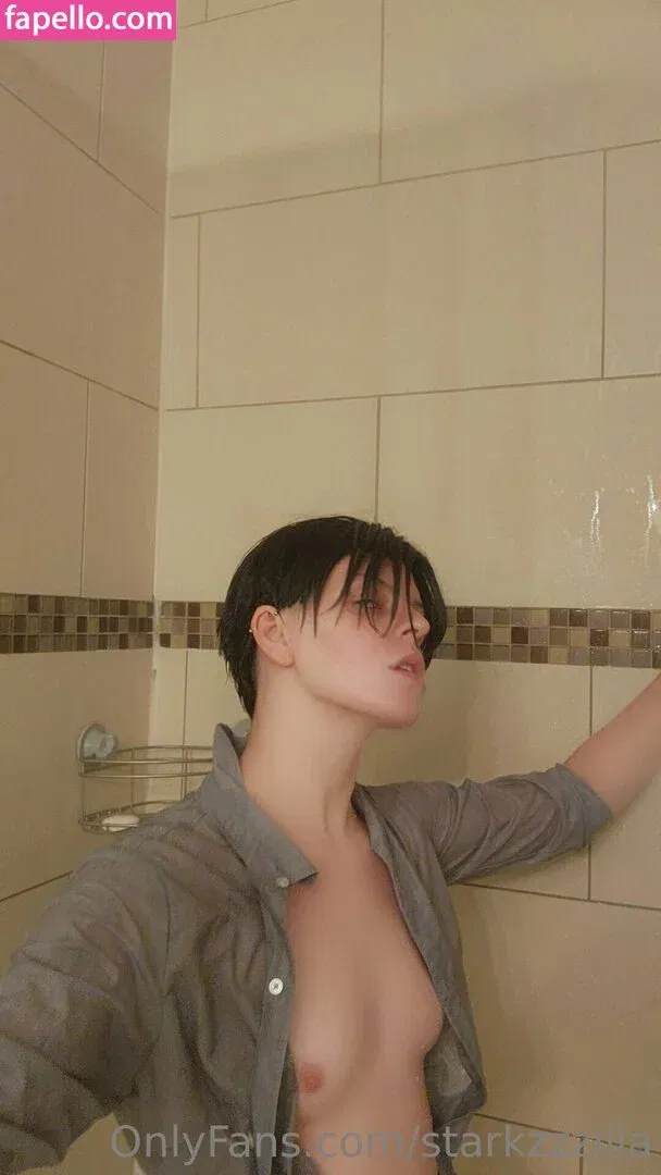 starkzzzilla Onlyfans Photo Gallery 