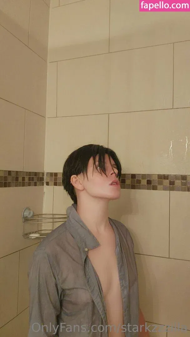 starkzzzilla Onlyfans Photo Gallery 