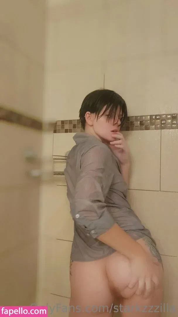 starkzzzilla Onlyfans Photo Gallery 