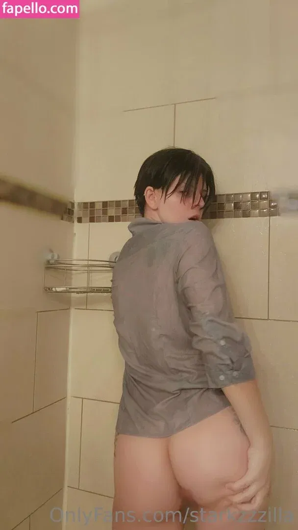 starkzzzilla Onlyfans Photo Gallery 