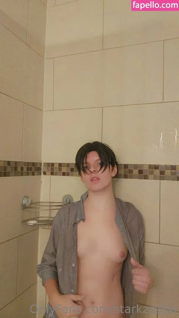 starkzzzilla Onlyfans Photo Gallery 