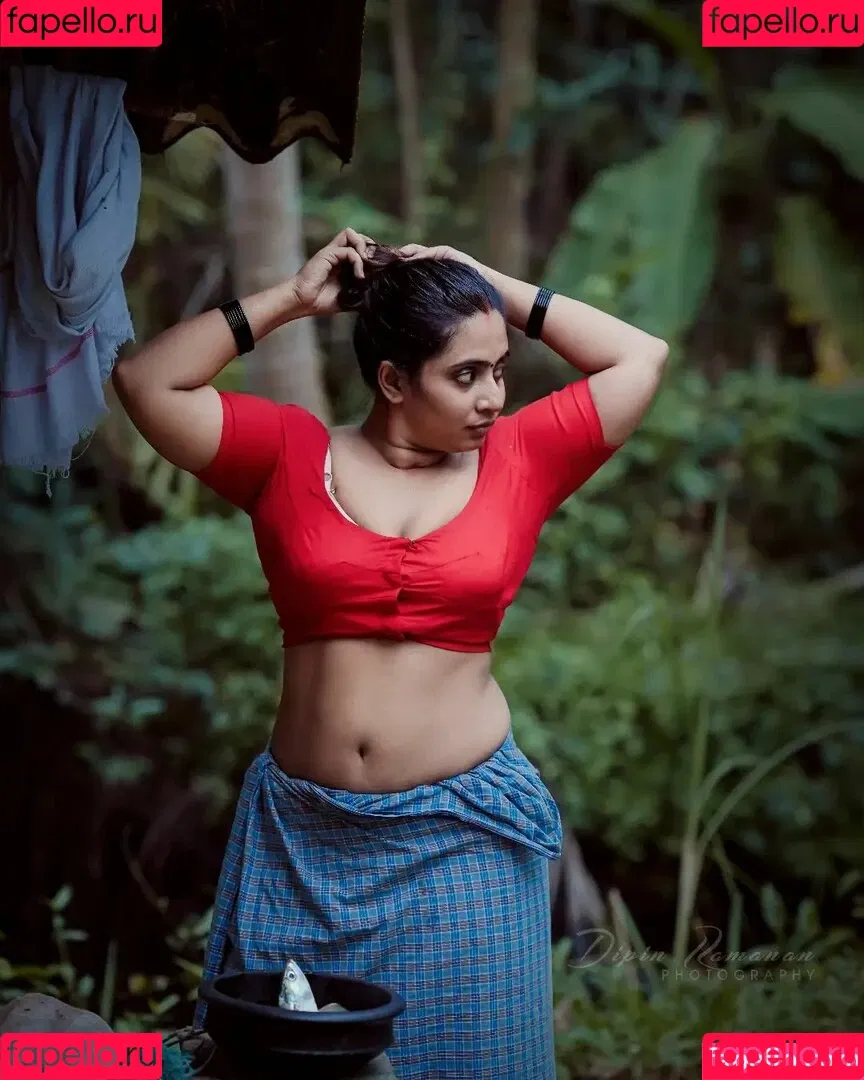 Nila Nambiar Onlyfans Photo Gallery 