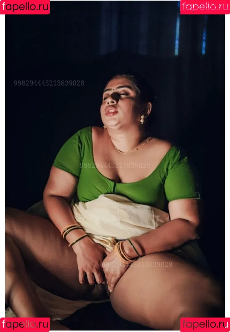 Nila Nambiar Onlyfans Photo Gallery 