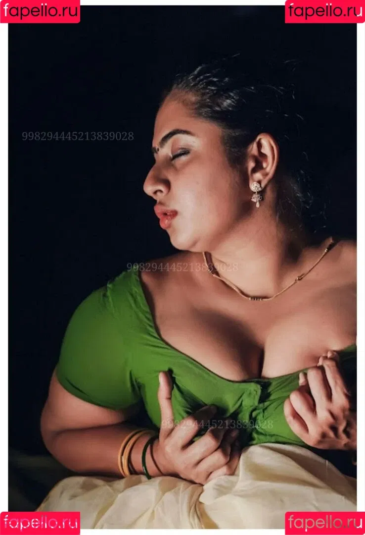 Nila Nambiar Onlyfans Photo Gallery 