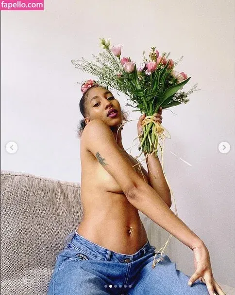 Tantric Tee Onlyfans Photo Gallery 