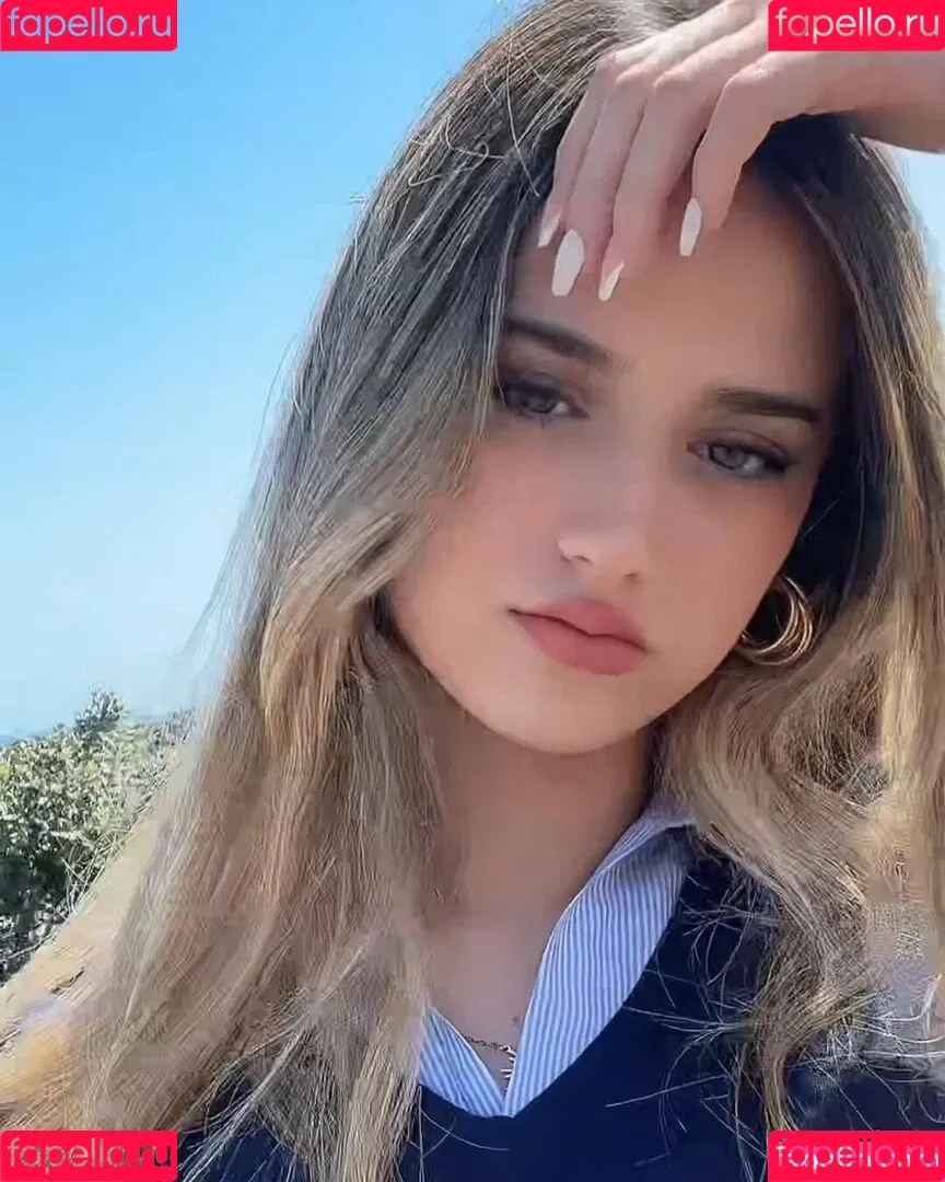 Adriianaasz Onlyfans Photo Gallery 