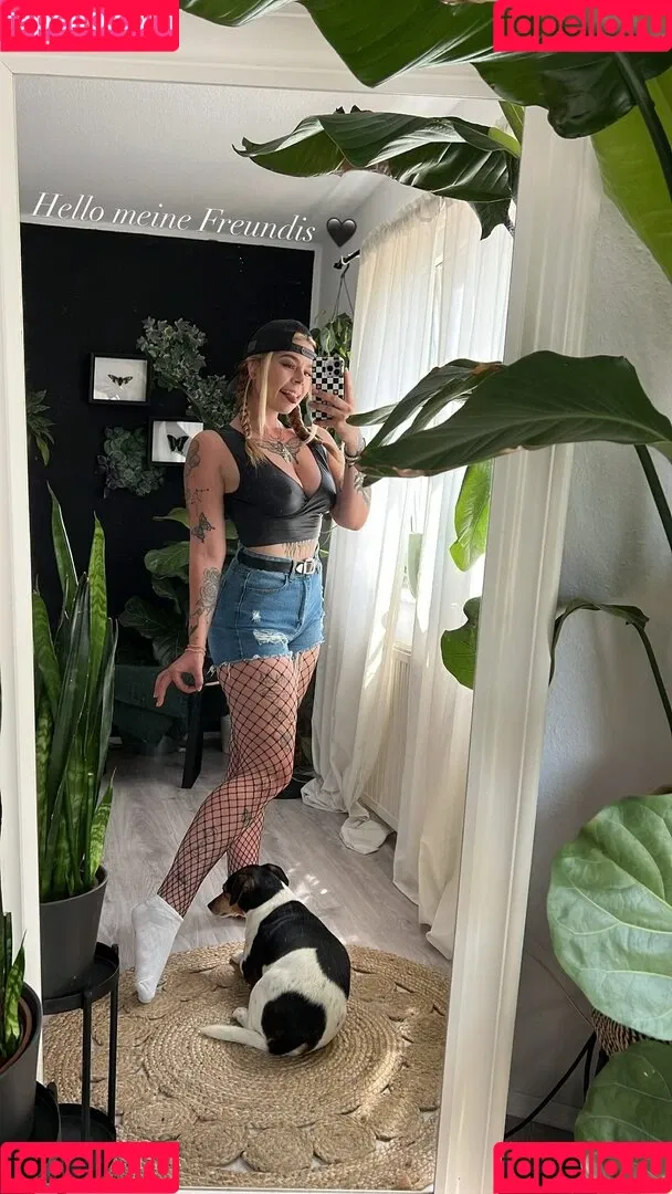 Shelly Onlyfans Photo Gallery 