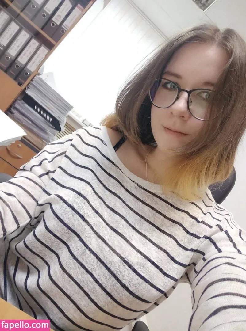 lapkieruni Onlyfans Photo Gallery 