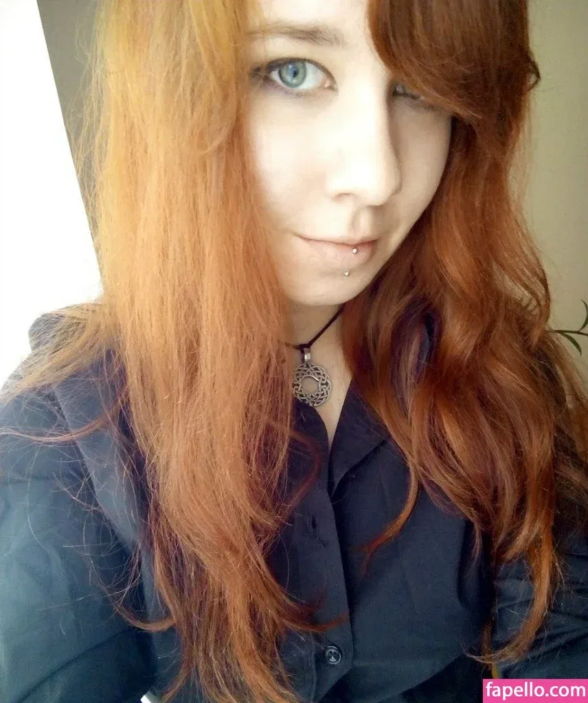 lapkieruni Onlyfans Photo Gallery 