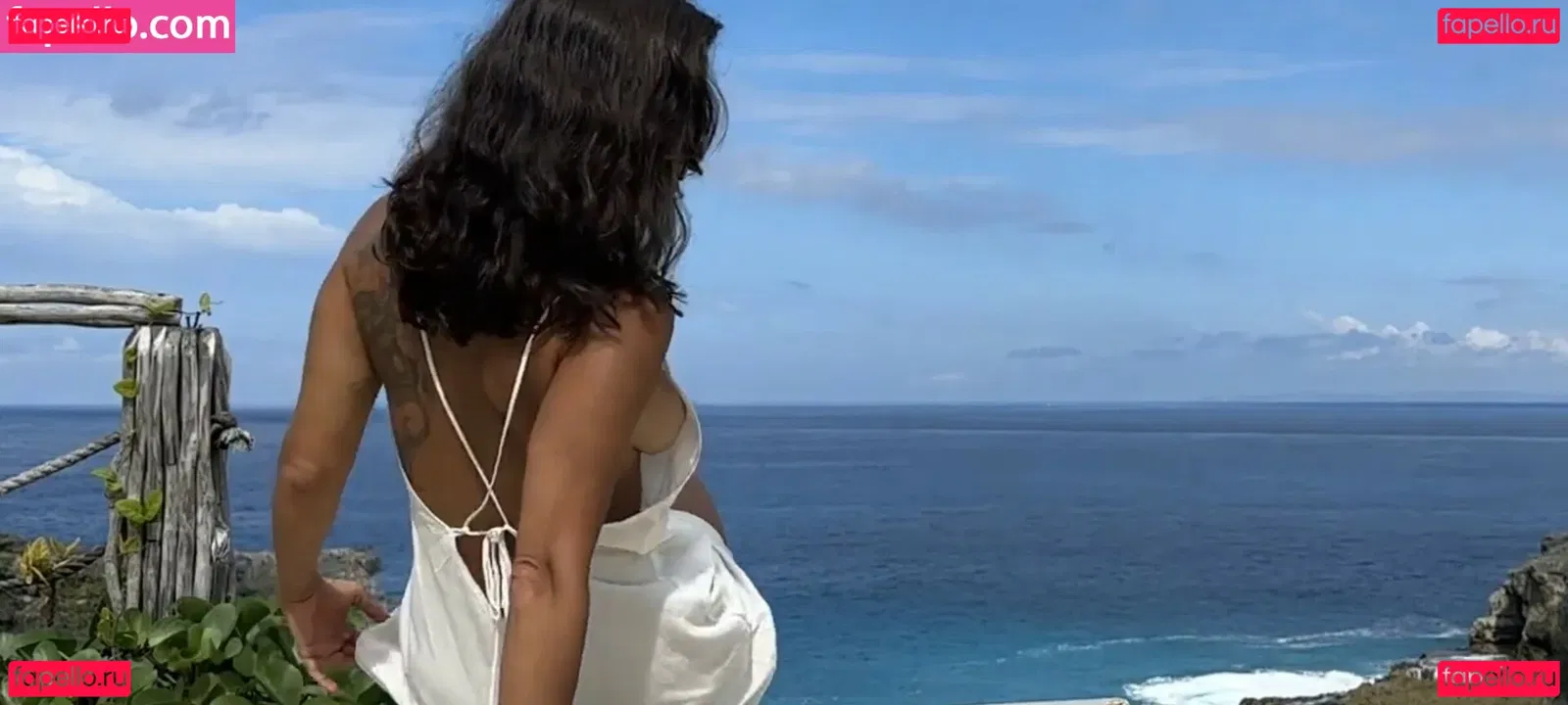 Thais-Yoga Onlyfans Photo Gallery 