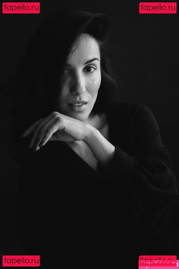 Thais-Yoga Onlyfans Photo Gallery 