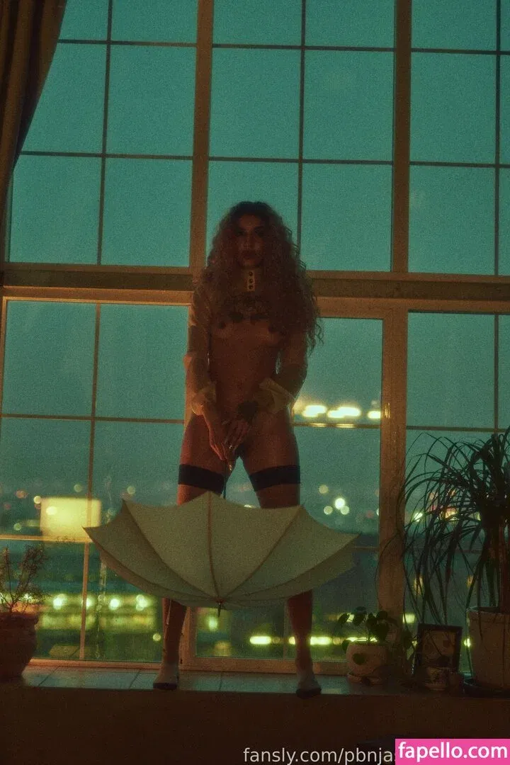 Ravyn Alexa Onlyfans Photo Gallery 