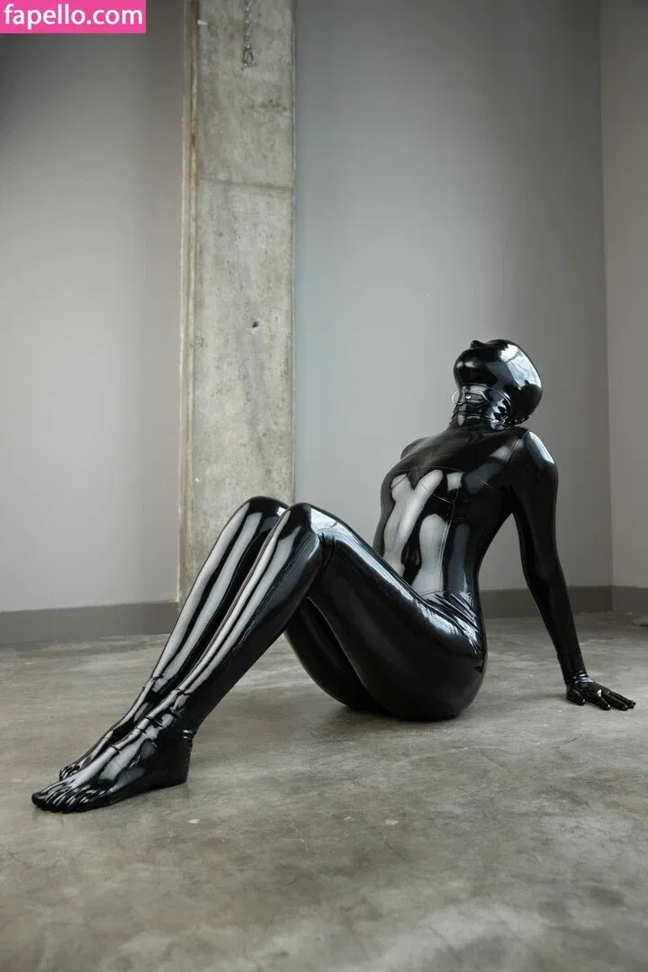 Ravyn Alexa Onlyfans Photo Gallery 