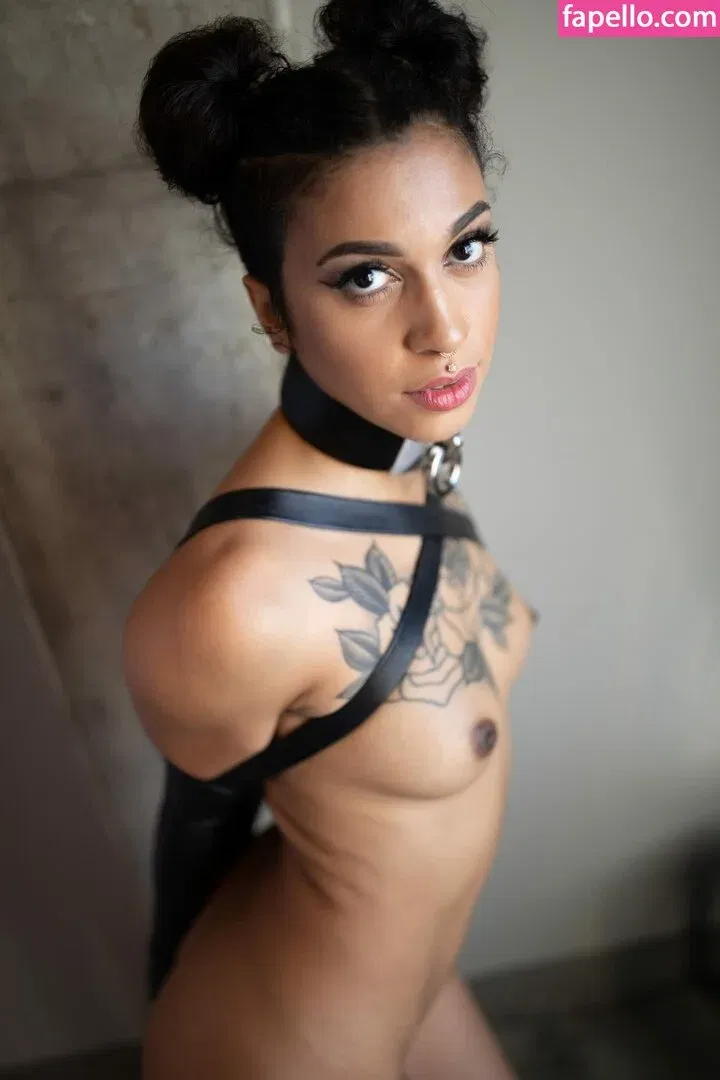 Ravyn Alexa Onlyfans Photo Gallery 