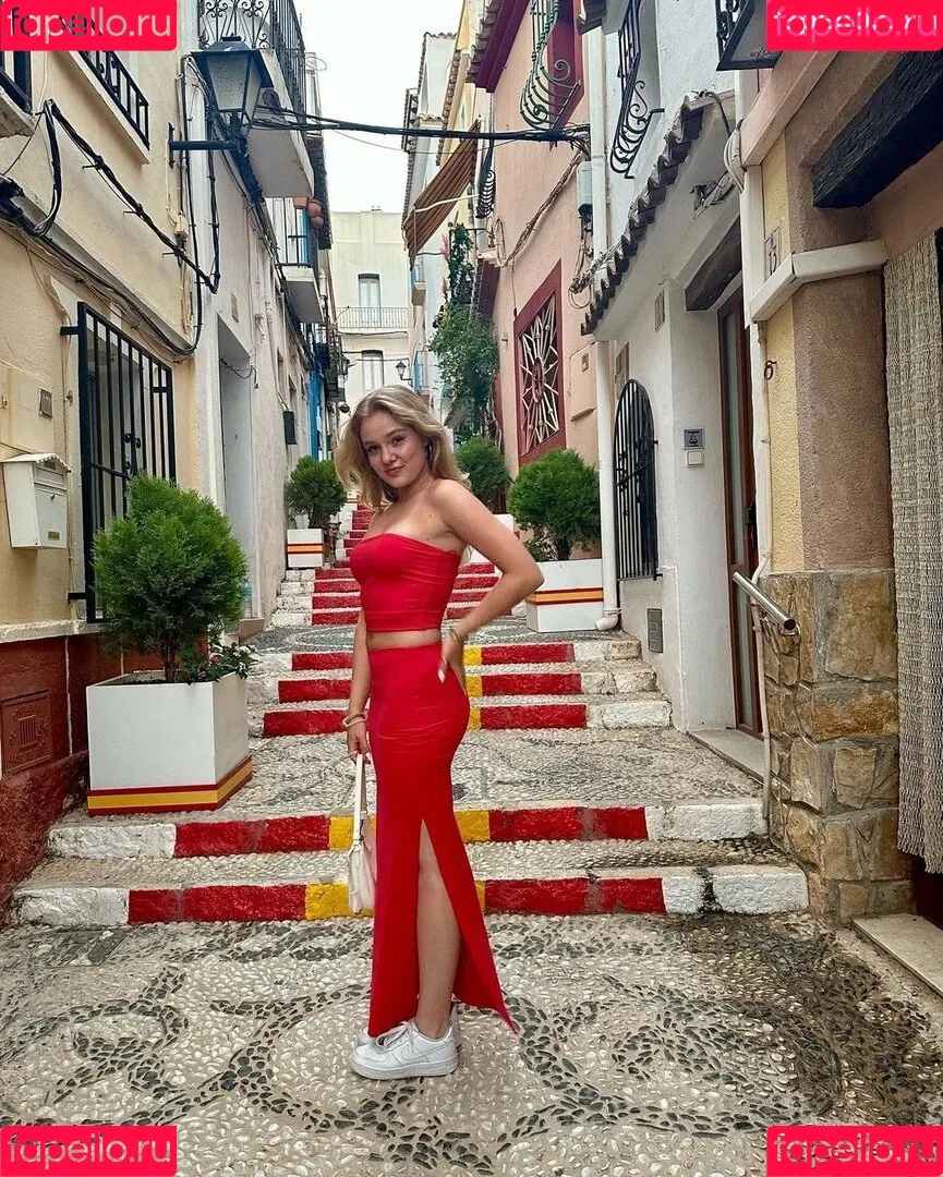 Chiara Tews Onlyfans Photo Gallery 