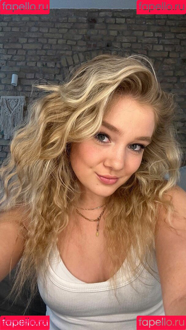 Chiara Tews Onlyfans Photo Gallery 