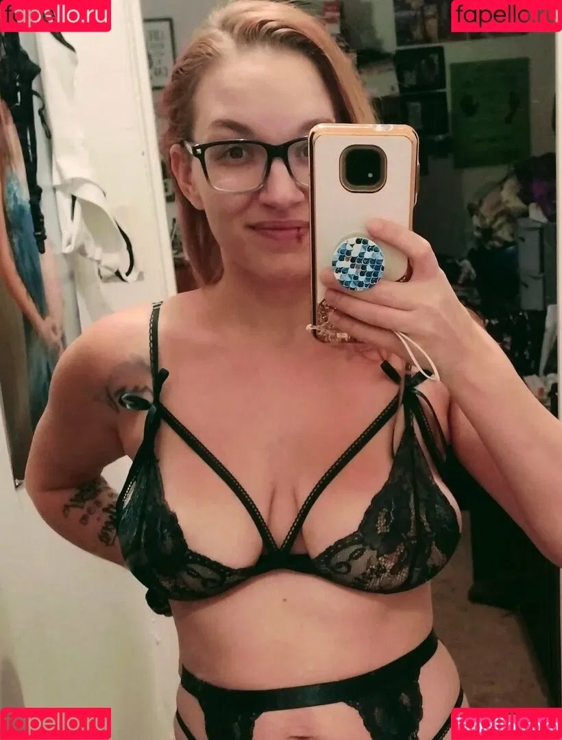 Feline Anchor Onlyfans Photo Gallery 
