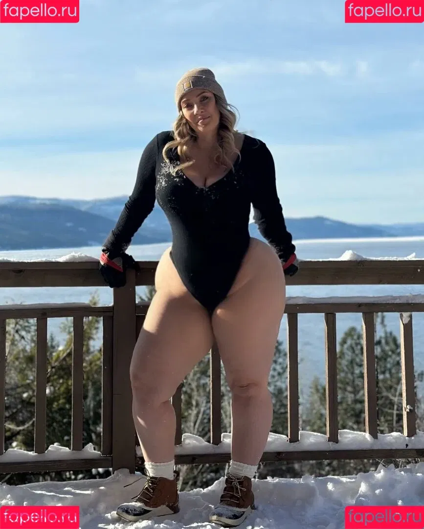 Emma St. James Onlyfans Photo Gallery 