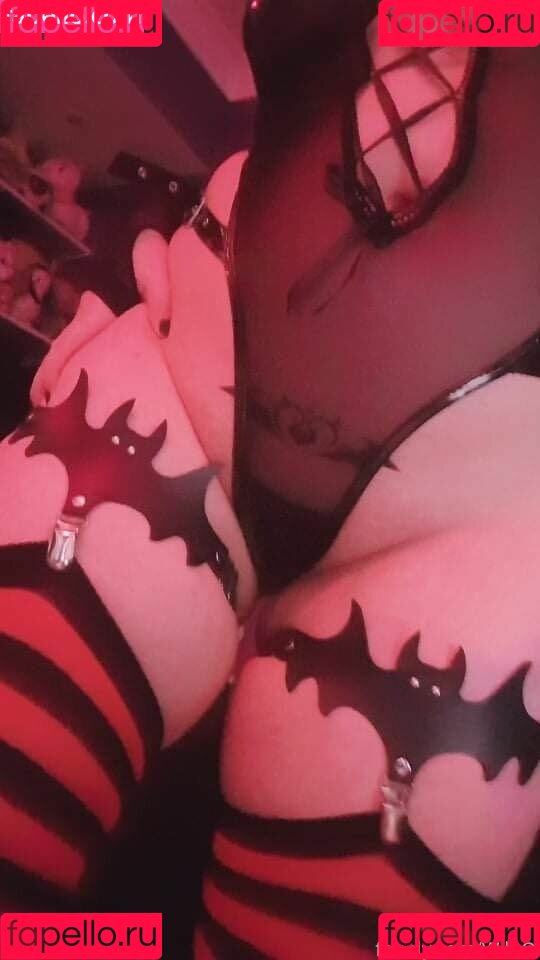 Will-O Onlyfans Photo Gallery 