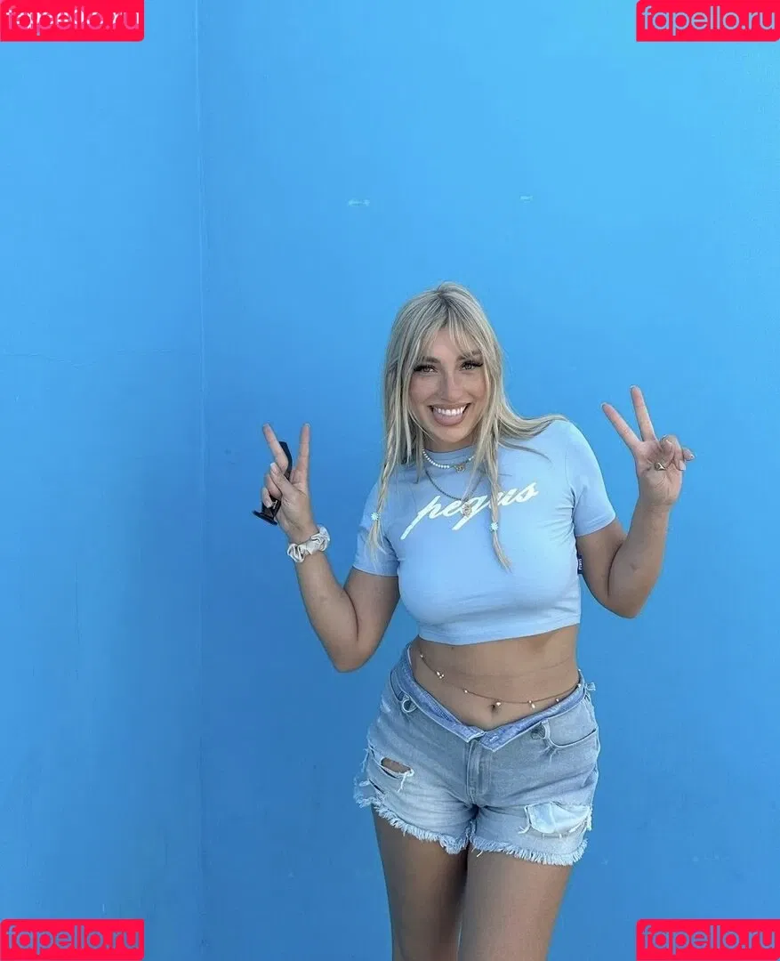 Starletnova Onlyfans Photo Gallery 
