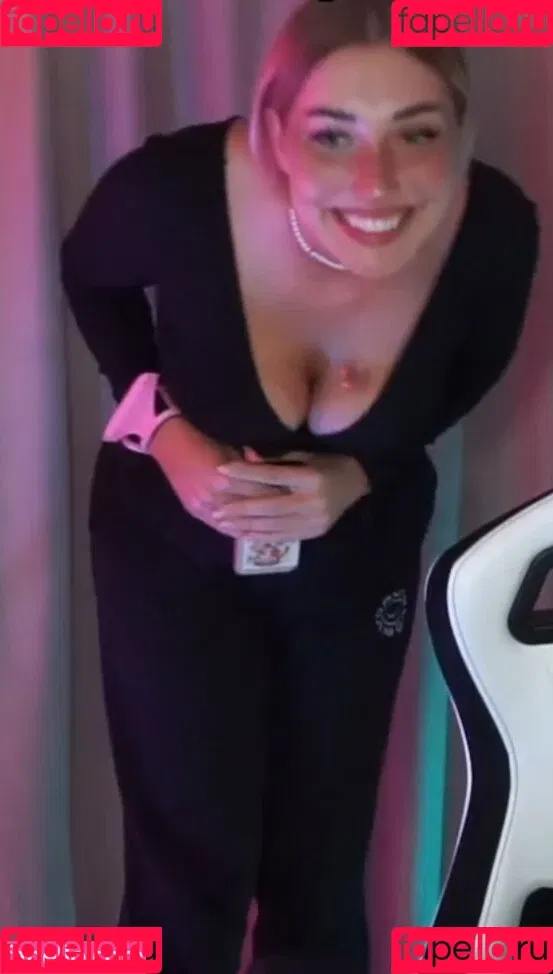 Starletnova Onlyfans Photo Gallery 
