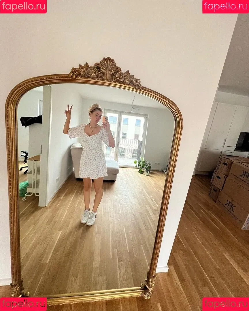 Starletnova Onlyfans Photo Gallery 