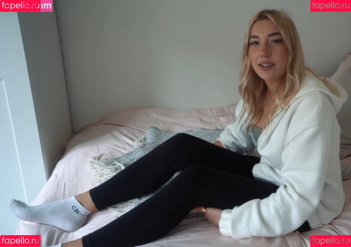 Starletnova Onlyfans Photo Gallery 