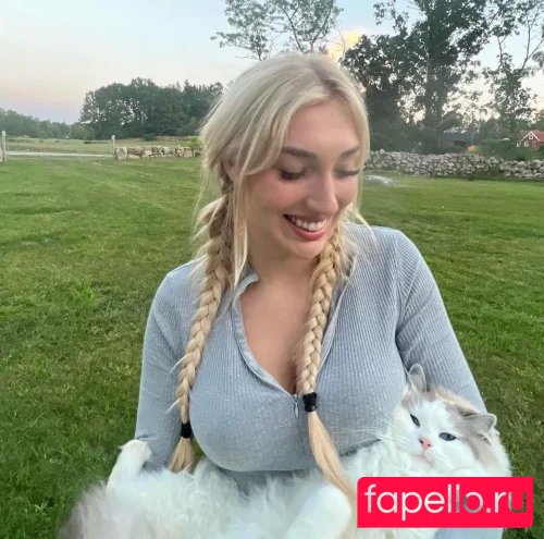 Starletnova Onlyfans Photo Gallery 