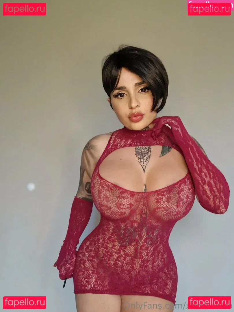 xomisscleo Onlyfans Photo Gallery 