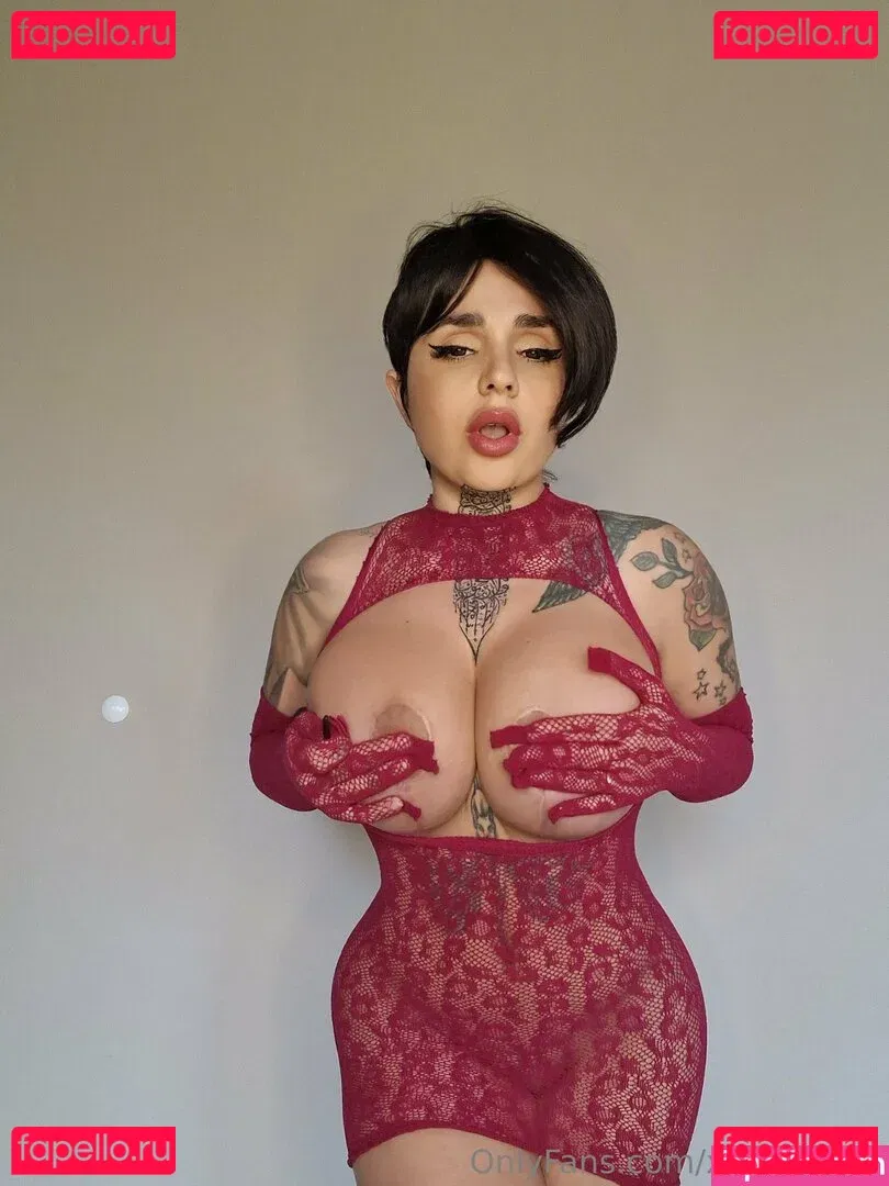 xomisscleo Onlyfans Photo Gallery 