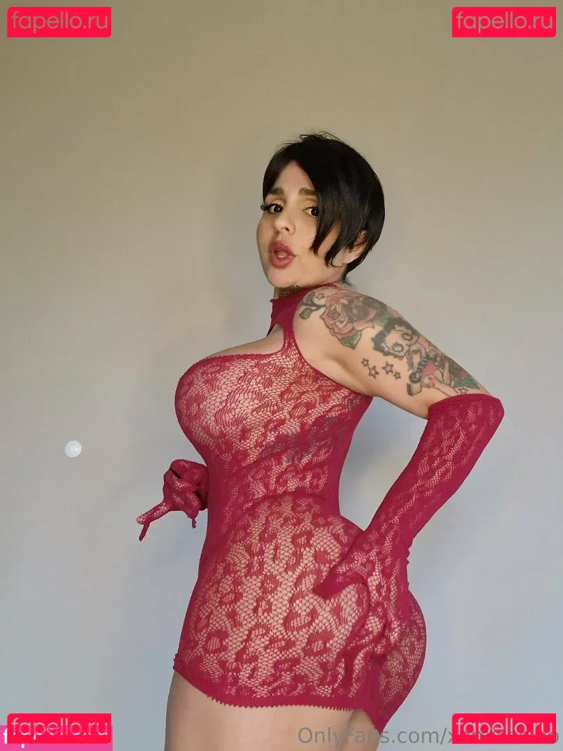 xomisscleo Onlyfans Photo Gallery 