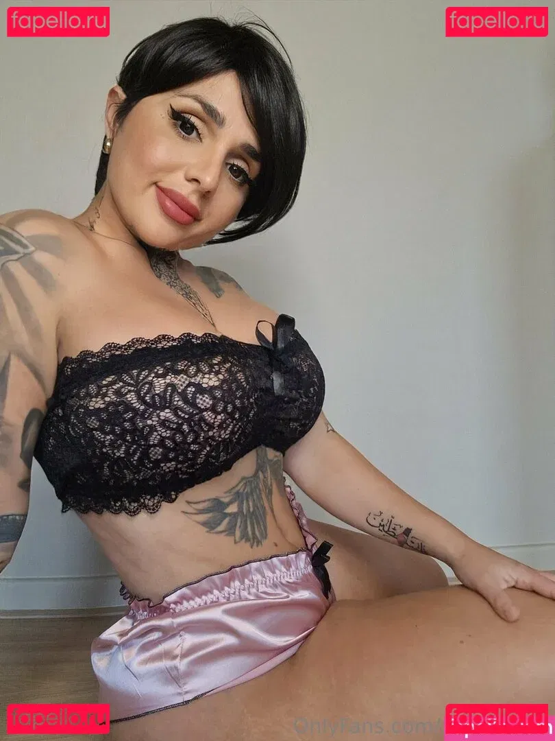 xomisscleo Onlyfans Photo Gallery 