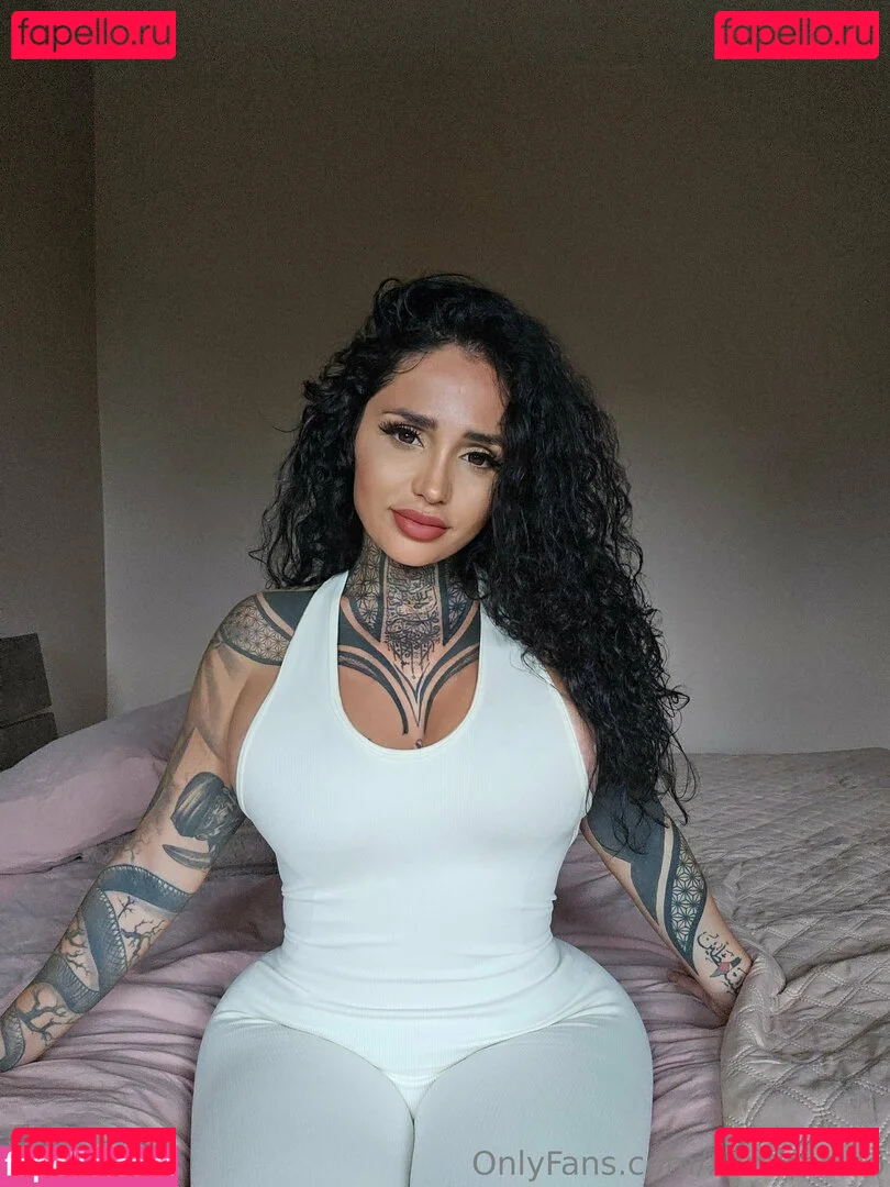 xomisscleo Onlyfans Photo Gallery 