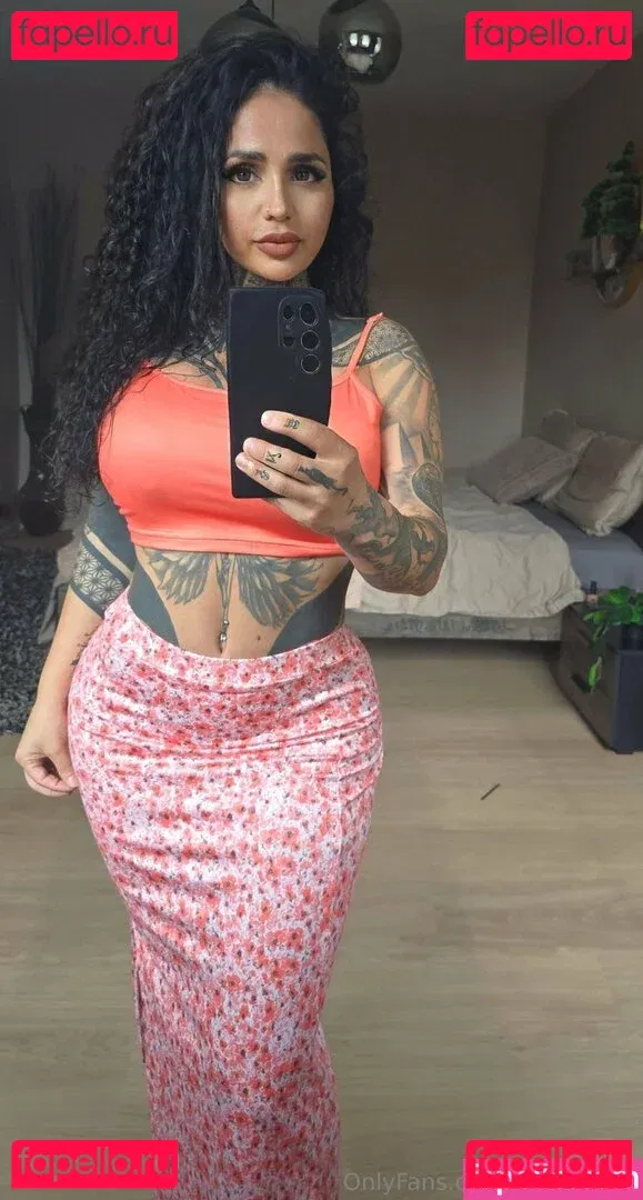 xomisscleo Onlyfans Photo Gallery 