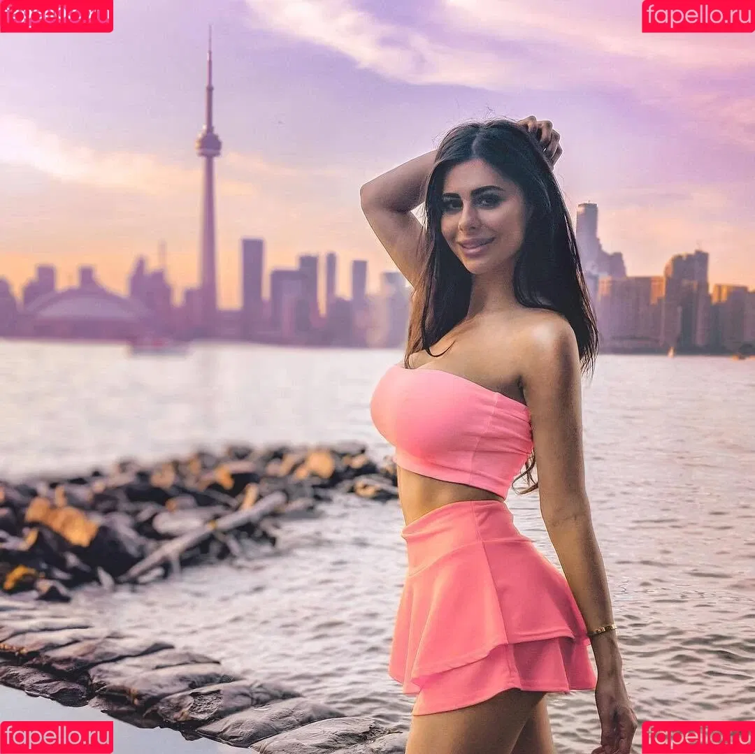 Azzyland Onlyfans Photo Gallery 