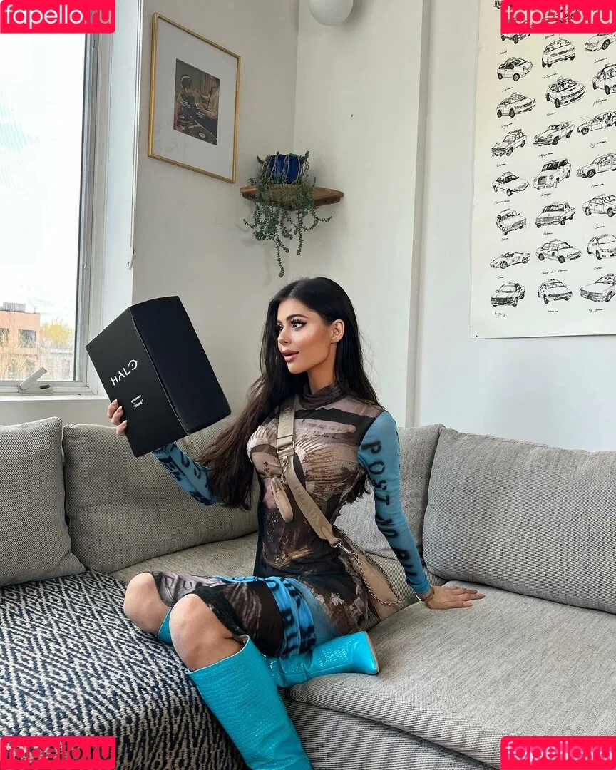 Azzyland Onlyfans Photo Gallery 